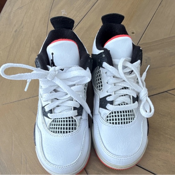 Jordan 4 Retro White Black Red Leather Sneakers Unisex Kids 11C Low Top
